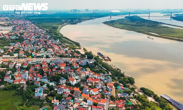 Sông Hồng đoạn qua Hà Nội.
