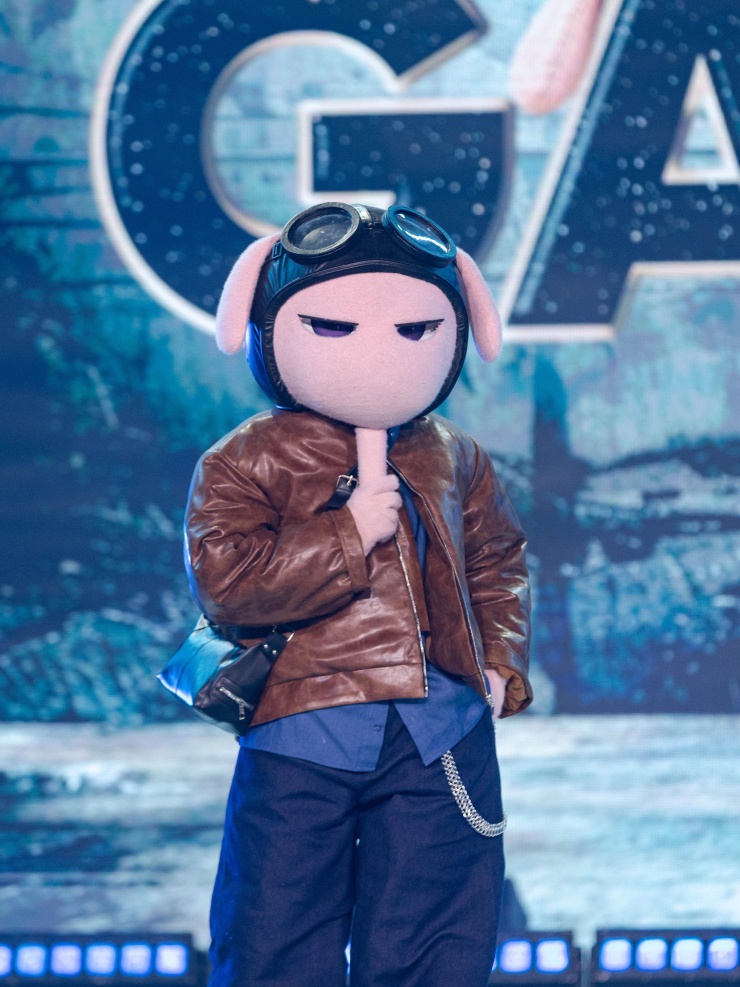 Mascot Gauci trong tập 4 The Masked Singer. Ảnh: DatVietVAC