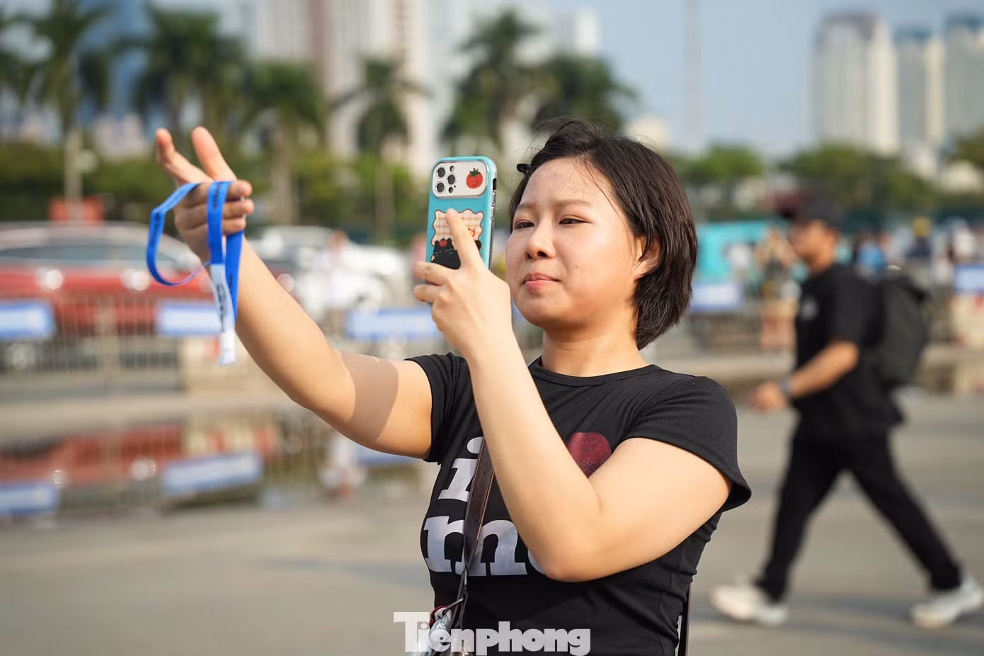 Hơn 40.000 người đổ về Mỹ Đình - 32