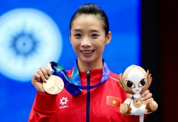 Thúy Vi giành HCĐ Asiad ở tuổi 33.