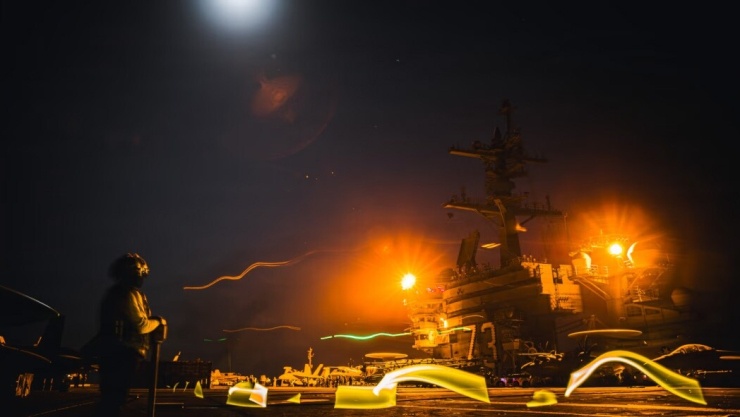 Tàu sân bay USS George Washington tiến hành các hoạt động bay vào cuối tuần qua ở Trung Đông. Ảnh: Hải quân Mỹ