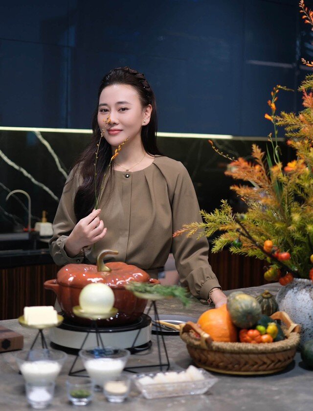 Phương Oanh ở tuổi 37 tận hưởng cuộc sống bên cặp song sinh đáng yêu - 5