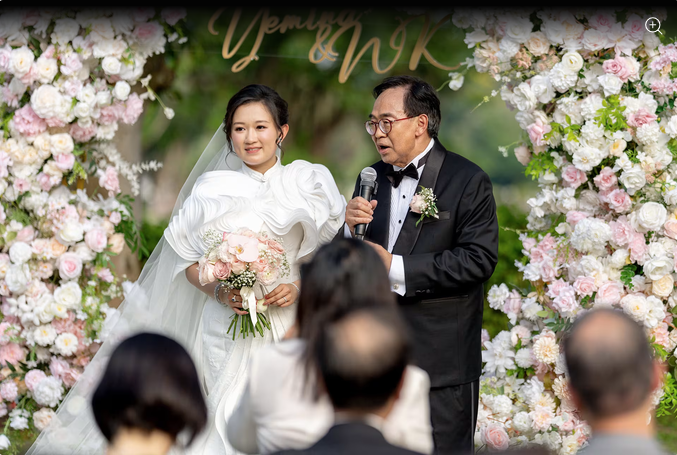 Suốt hơn 20 năm, Dư Chung Nhạn gọi người chồng hiện tại là “chú Lô”.