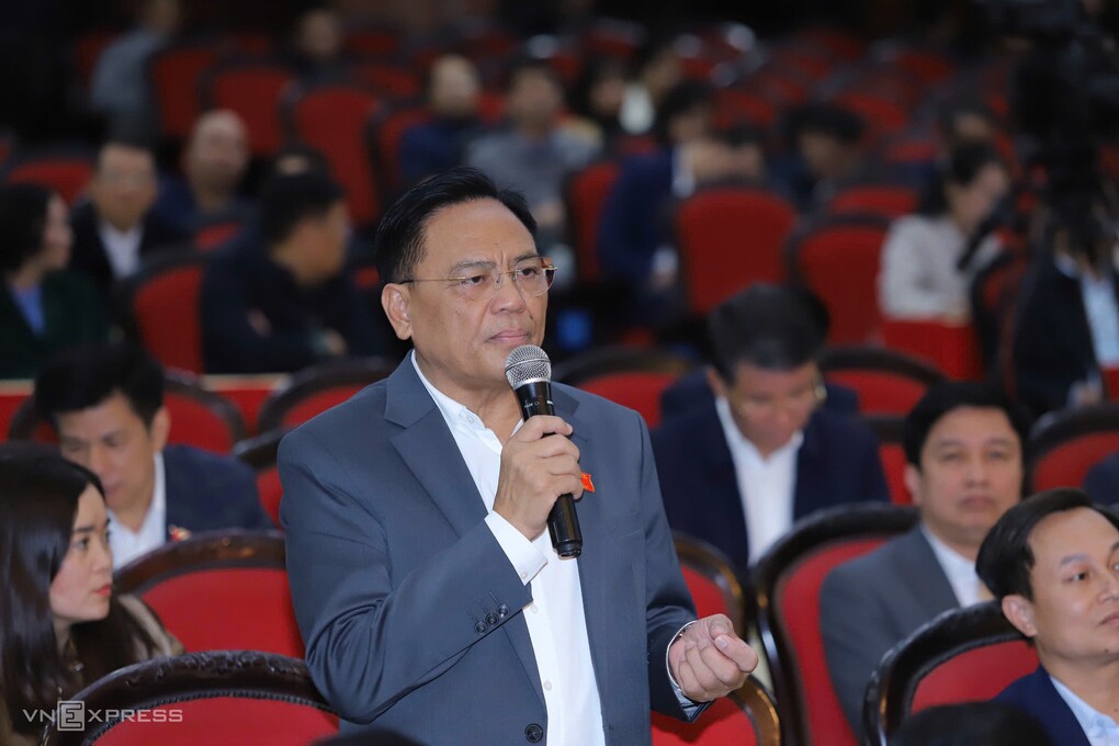 Ông Cao Tiến Đoan phát biểu trong kỳ họp HĐND tỉnh Thanh Hoá năm 2023. Ảnh: Lam Sơn