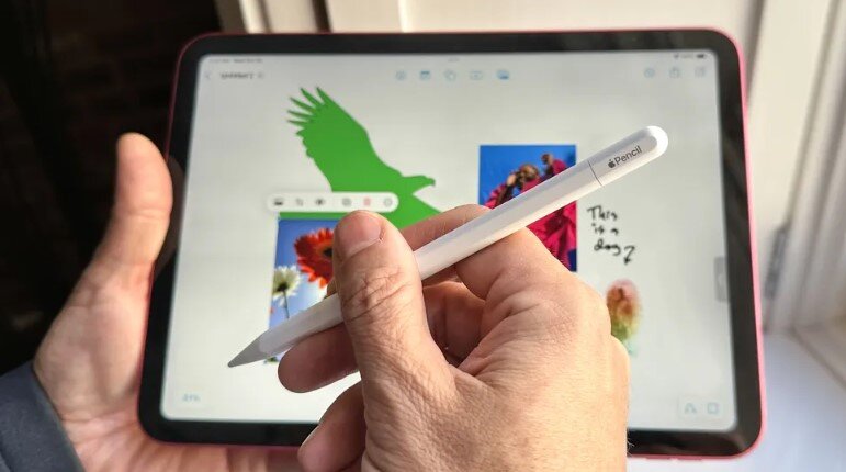 iPhone Duo hỗ trợ bút cảm ứng.