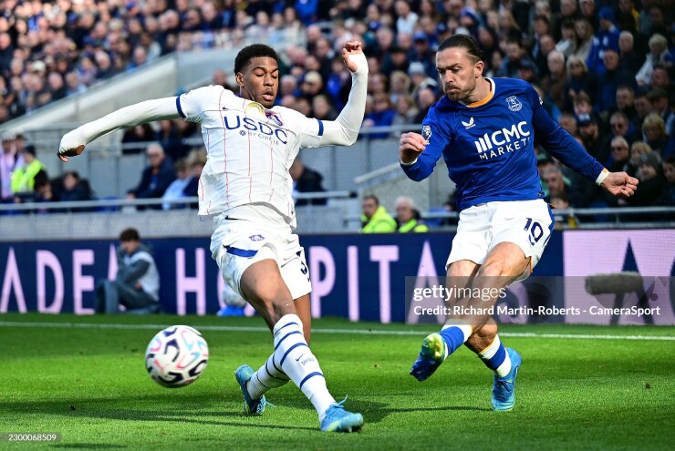 Everton khiến Chelsea gặp nhiều khó khăn
