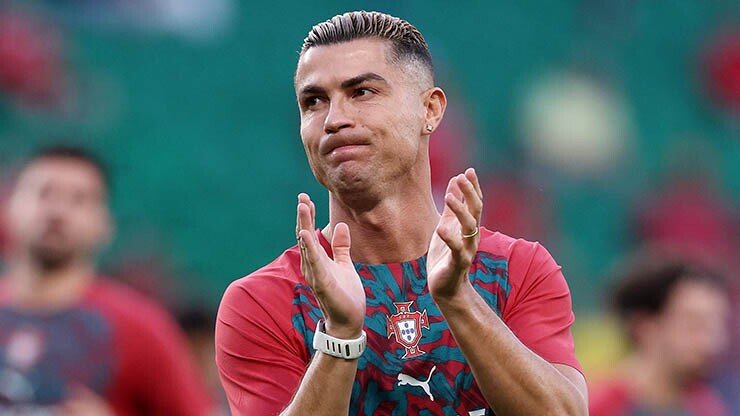 Ronaldo tố HLV Jesus là kẻ bội tín
