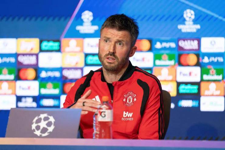 Carrick bình thản đón nhận sức ép