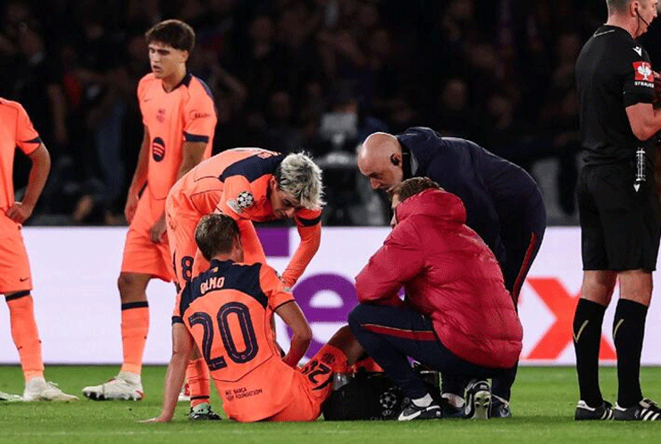 Dani Olmo dính chấn thương cơ khép và chắc chắn lỡ hẹn trận El Clasico.