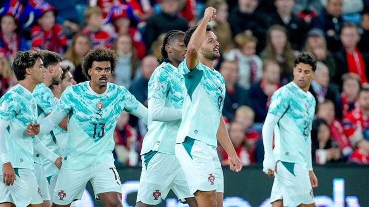 Ramos đem đến cho ĐT Bồ Đào Nha thứ mà Ronaldo không có vào lúc này