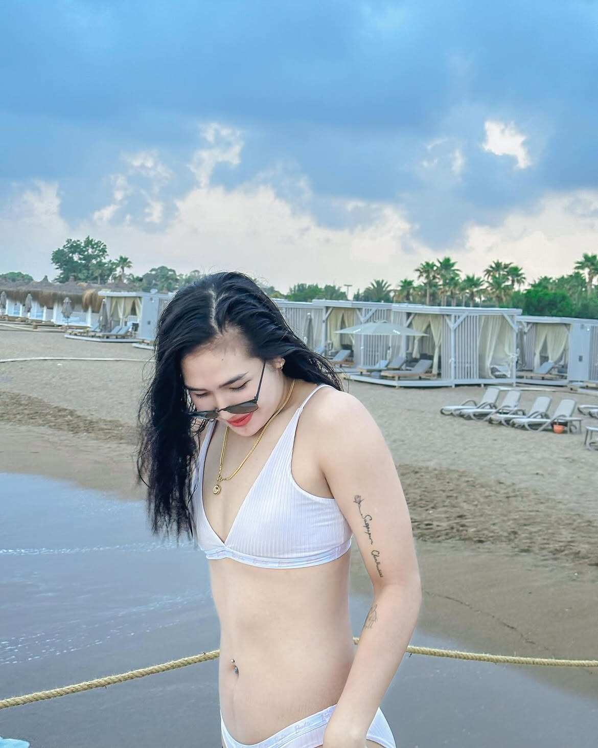 Mê mẩn với ảnh bikini của sao bóng chuyền Thái Lan sắp thi đấu ở Việt Nam - 3