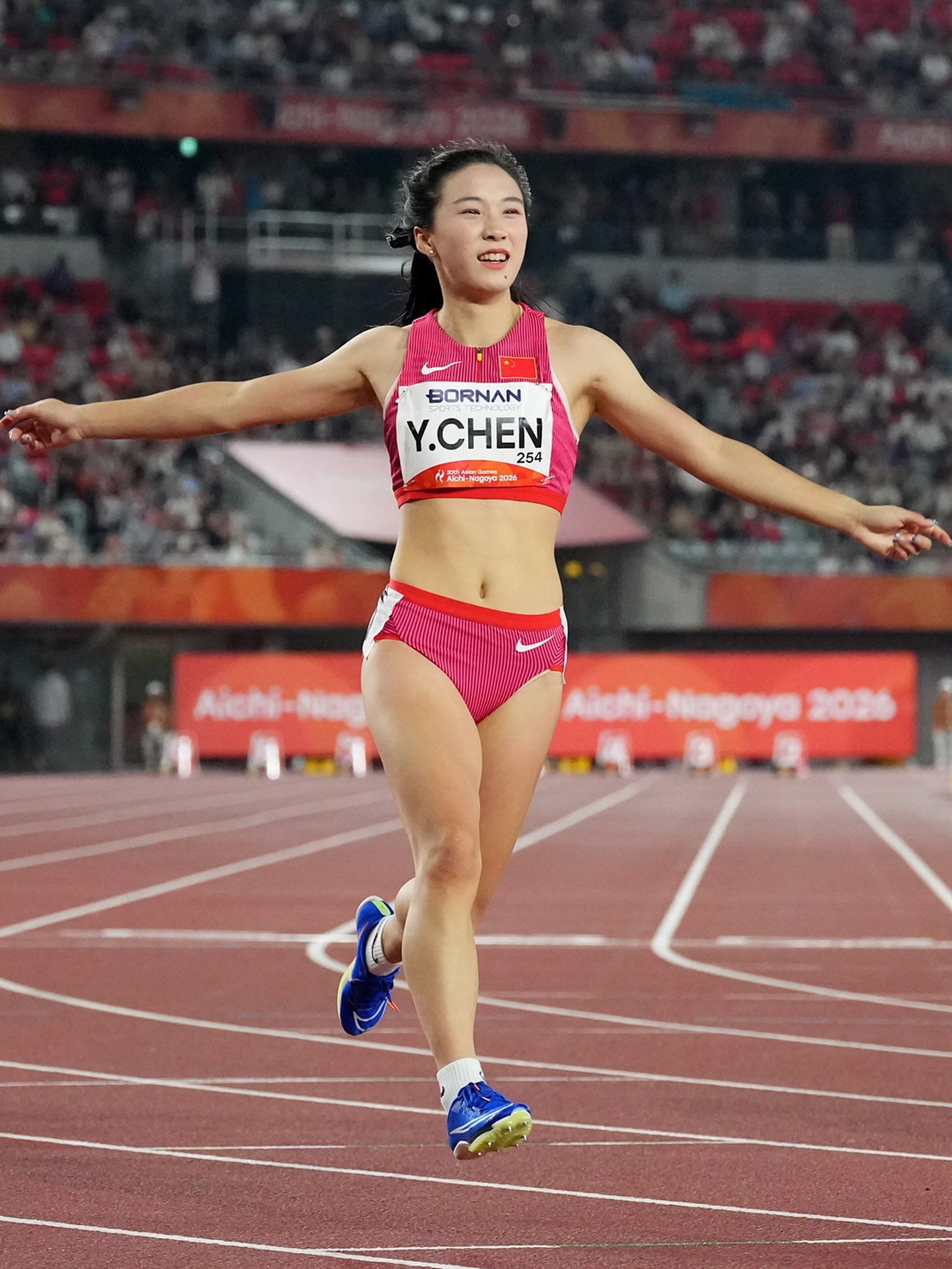Chen Yujie gây sốt với vẻ đẹp trong trẻo và thần thái nổi bật tại ASIAD 2026