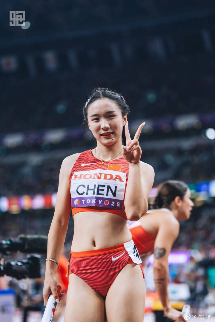 Hot girl 17 tuổi phá kỷ lục ASIAD tồn tại suốt 24 năm ở cự ly 100m