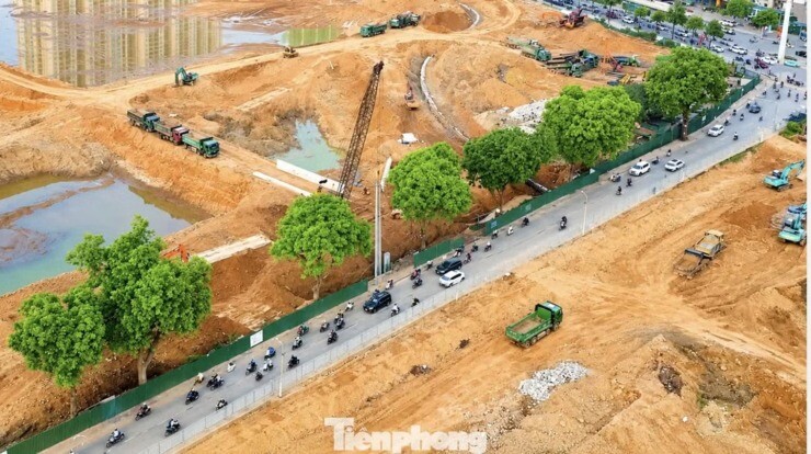 Không một bóng cây trên con đường 'độc nhất vô nhị' Hà Nội - 8