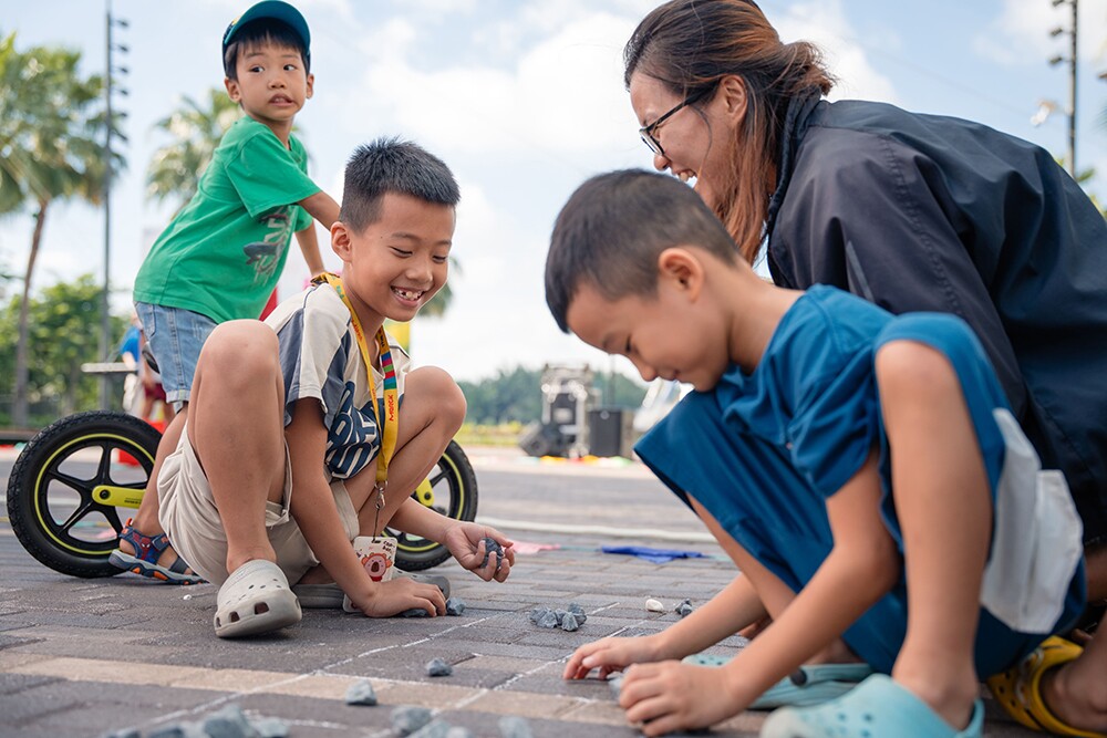 Làm sao dung hòa nếp sinh hoạt lệch nhau của gia đình đa thế hệ? - 4
