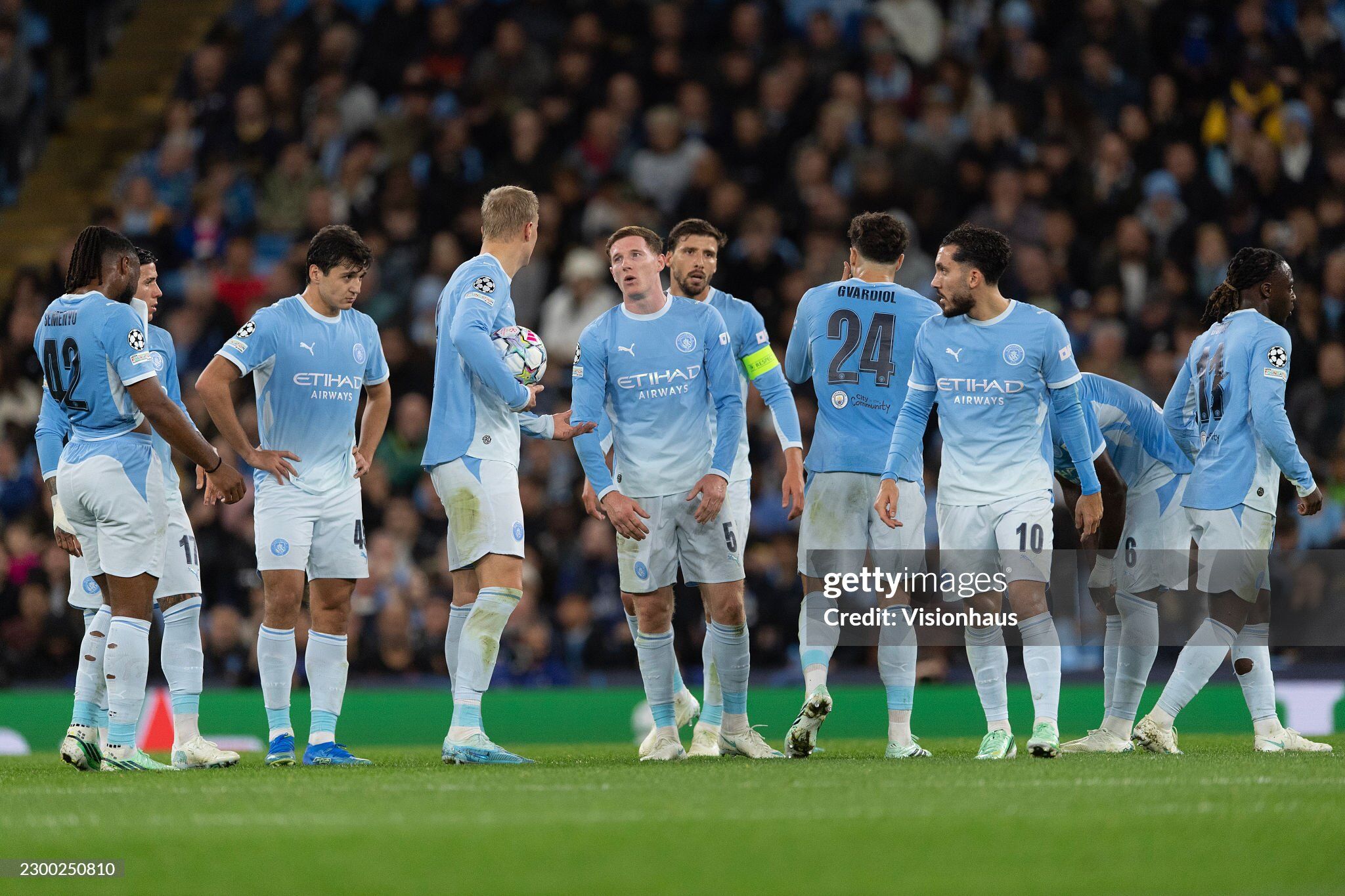 Man City thất bại 2-4 ngay trên sân nhà trước đương kim vô địch PSG