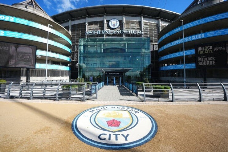 Man City&nbsp;bị kết luận có hơn 100 lần vi phạm các quy định của Premier League