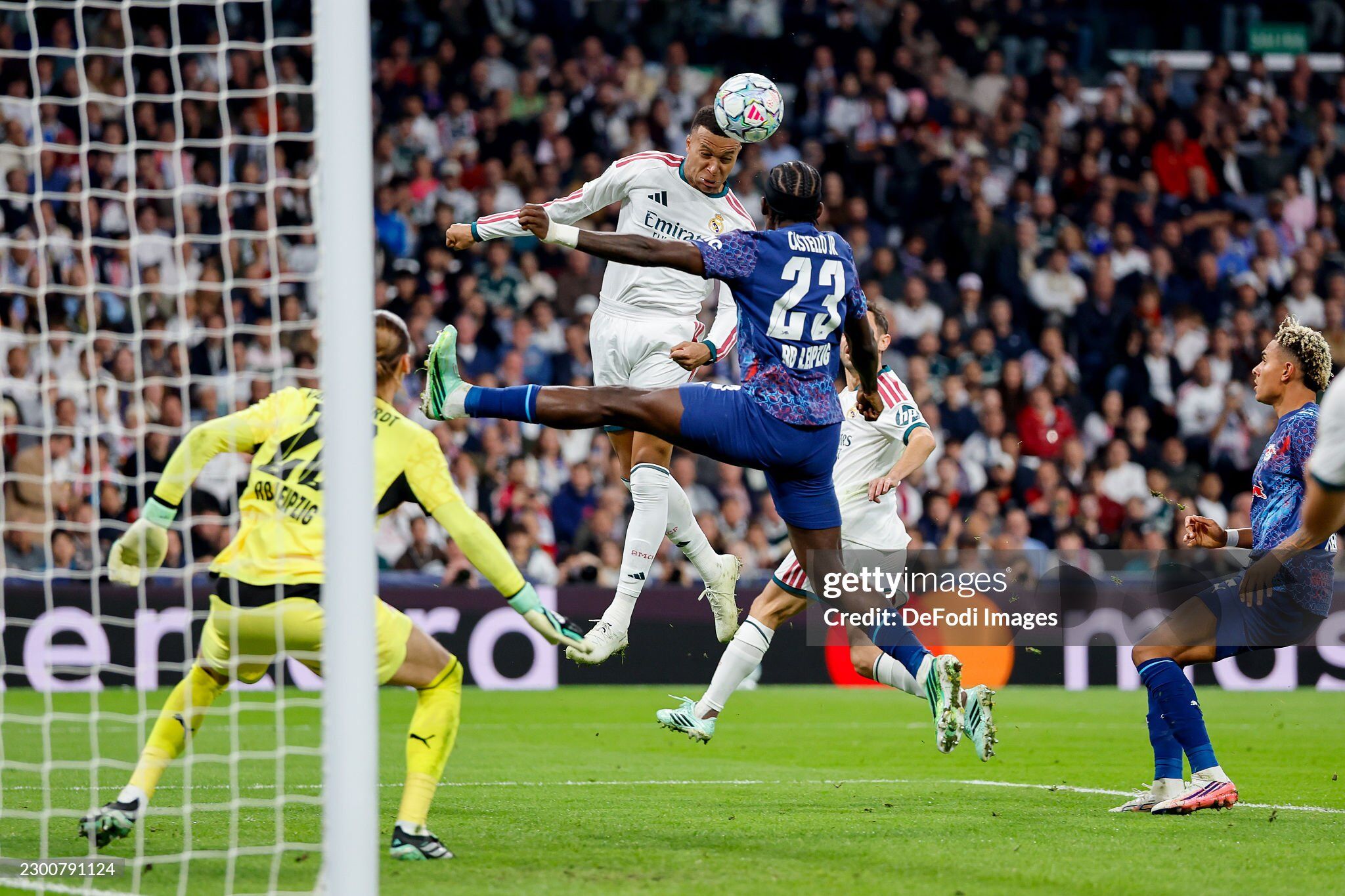 Mbappe đánh đầu kiến tạo cho Guler ghi bàn
