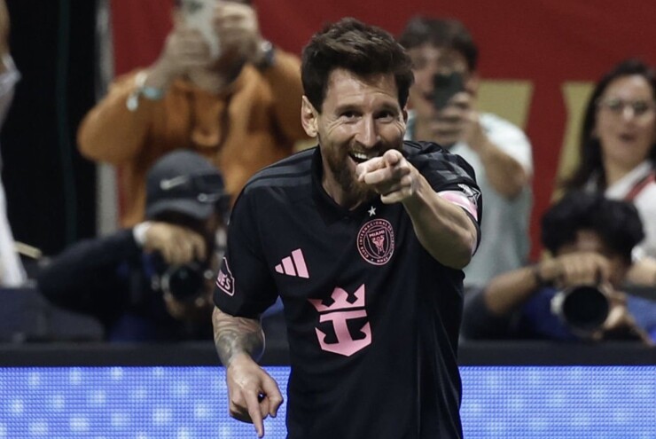 Messi lập cú đúp chỉ trong vòng 4 phút