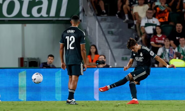 Real - Mourinho tìm ra “chìa khóa” chiến thắng từ những tình huống cố định - 1