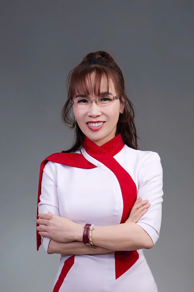 Tiến sĩ Nguyễn Thị Phương Thảo, Chủ tịch HĐQT cùng các cộng sự đã chắp cánh Vietjet trở thành hãng hàng không năng động.