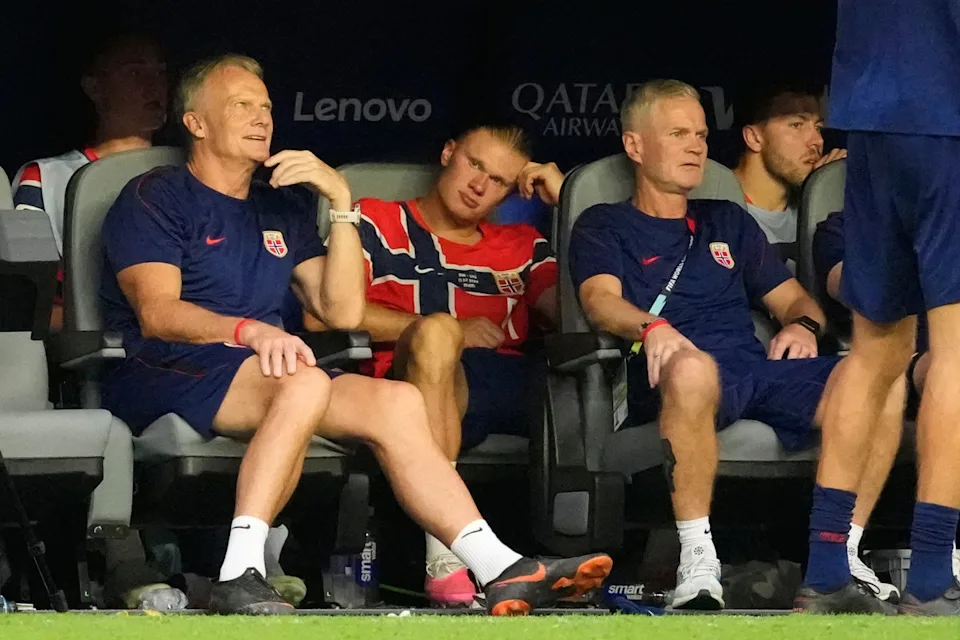 Haaland khiến ban huấn luyện Man City lo lắng