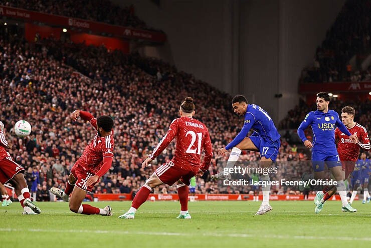 Chelsea thi đấu không ổn trong thời gian qua