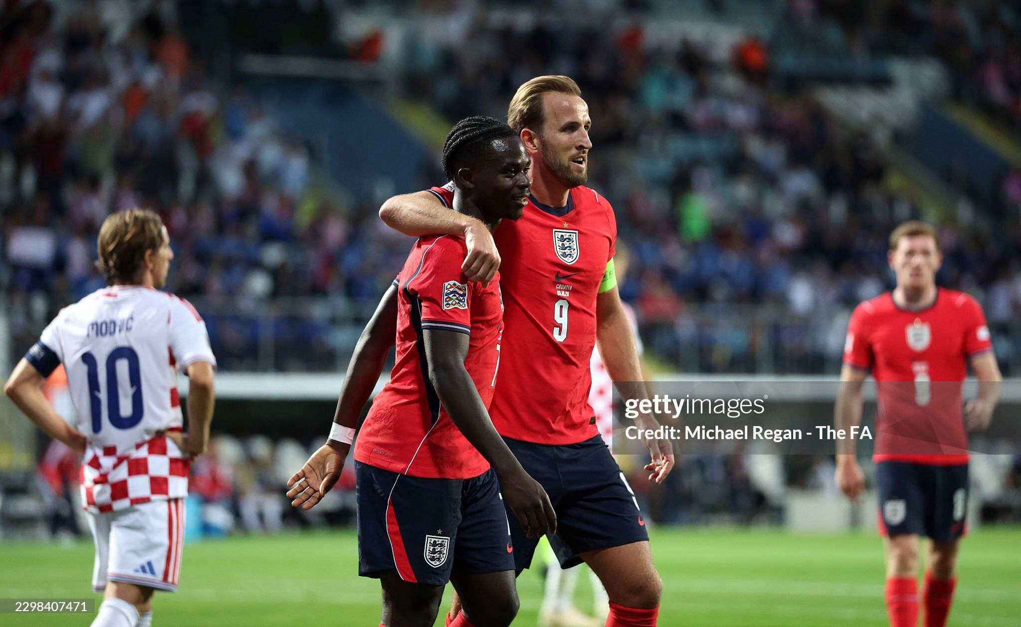 Harry Kane và Bukayo Saka có một ngày thi đấu thành công
