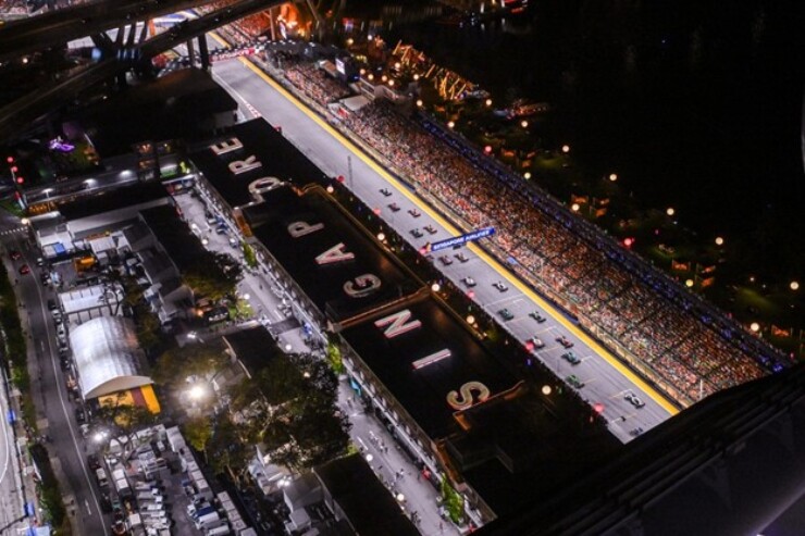 Đua xe F1, Singapore GP: Màn ra mắt thể thức Sprint dưới màn đêm tại Marina Bay - 1