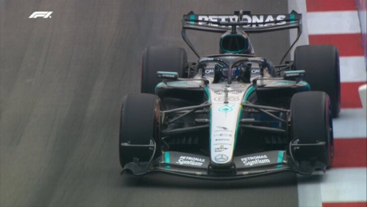 Russell nhanh nhất FP1