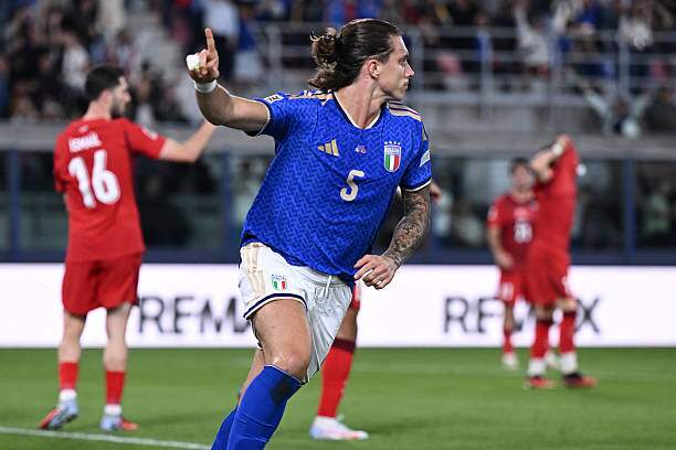 Calafiori tận dụng cơ hội đưa Italia dẫn trước lần thứ 2