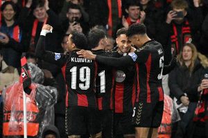 Video bóng đá Bournemouth – AC Milan: 2 quả penalty, thẻ đỏ nặng khó tin (Europa League)