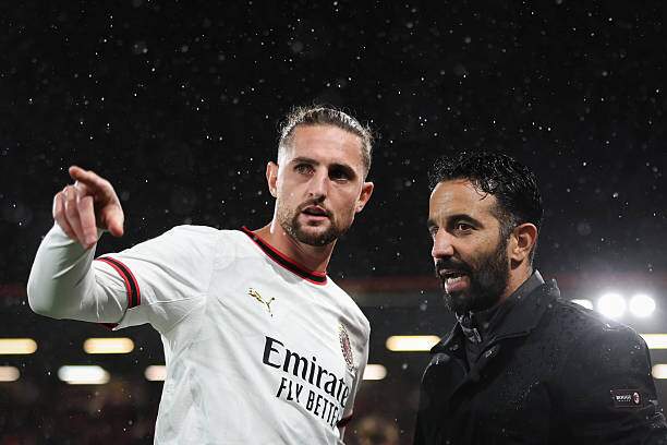Amorim và các cầu thủ AC Milan vẫn chưa thua vòng nào ở Serie A