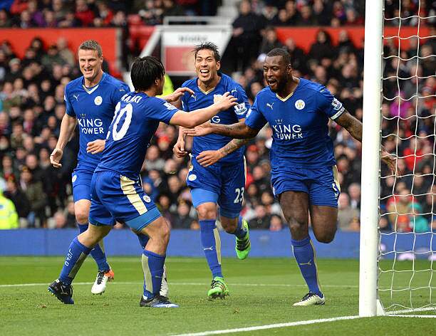 Leicester City 2015/16 đăng quang Premier League bất chấp tư cách ứng viên rớt hạng đầu mùa