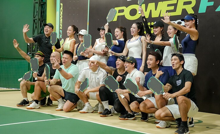 Giải đấu Pickleball Power FX 2026 diễn ra chiều ngày 30/9 tại TP.HCM thu hút sự chú ý trong cộng đồng khi quy tụ nhiều nghệ sĩ nổi tiếng như Châu Gia Kiệt, Cường Seven, Ưng Đại Vệ, Trà Ngọc Hằng, Lilly Luta, Kỳ Hân, Valentin Trần, Tronie Ngô...