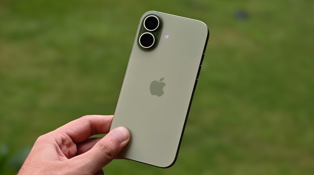 iPhone 17.