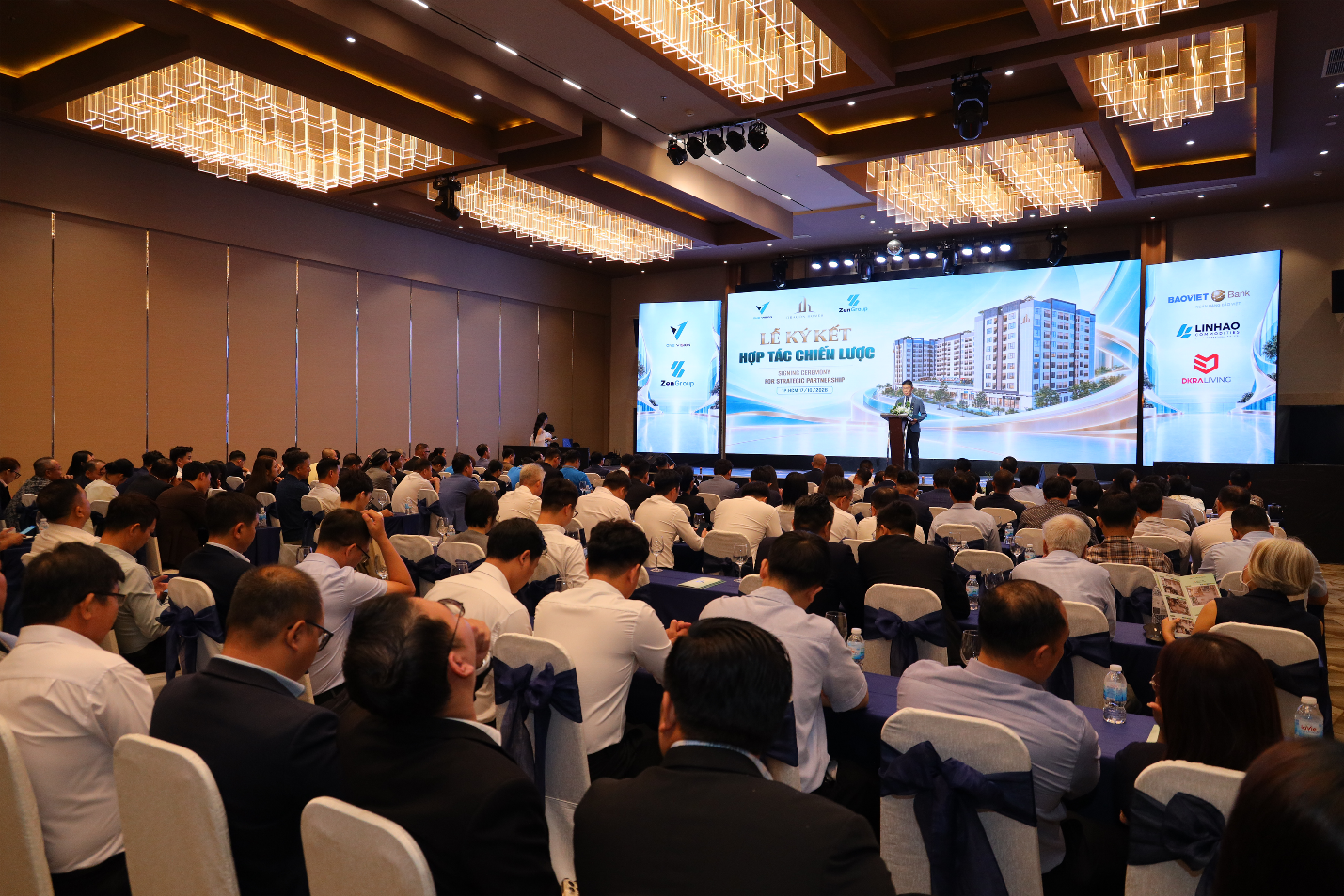 Dragon Homes đã tổ chức thành công sự kiện ký kết hợp tác chiến lược với các đối tác thuộc tài chính, ngân hàng, vận hành và doanh nghiệp
