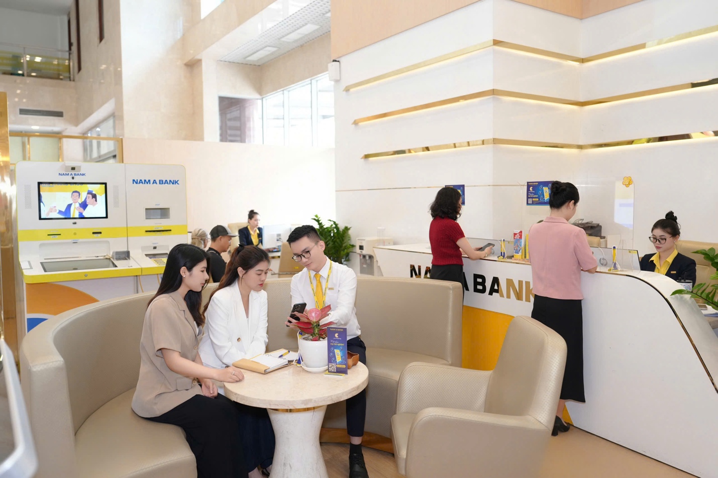 Nam A Bank lần đầu góp mặt trong Top 10 ngân hàng niêm yết Đông Nam Á - 2