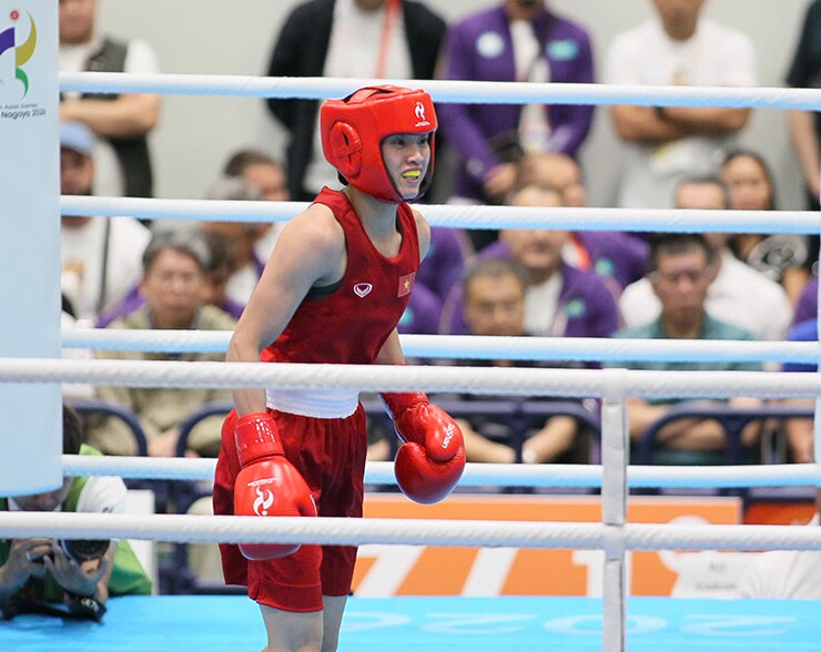 Nữ võ sĩ boxing Nguyễn Thị Tâm xuất sắc giành vé vào chung kết cũng&nbsp;là điểm nhấn ấn tượng trong ngày thi đấu 30/9 của thể thao Việt Nam