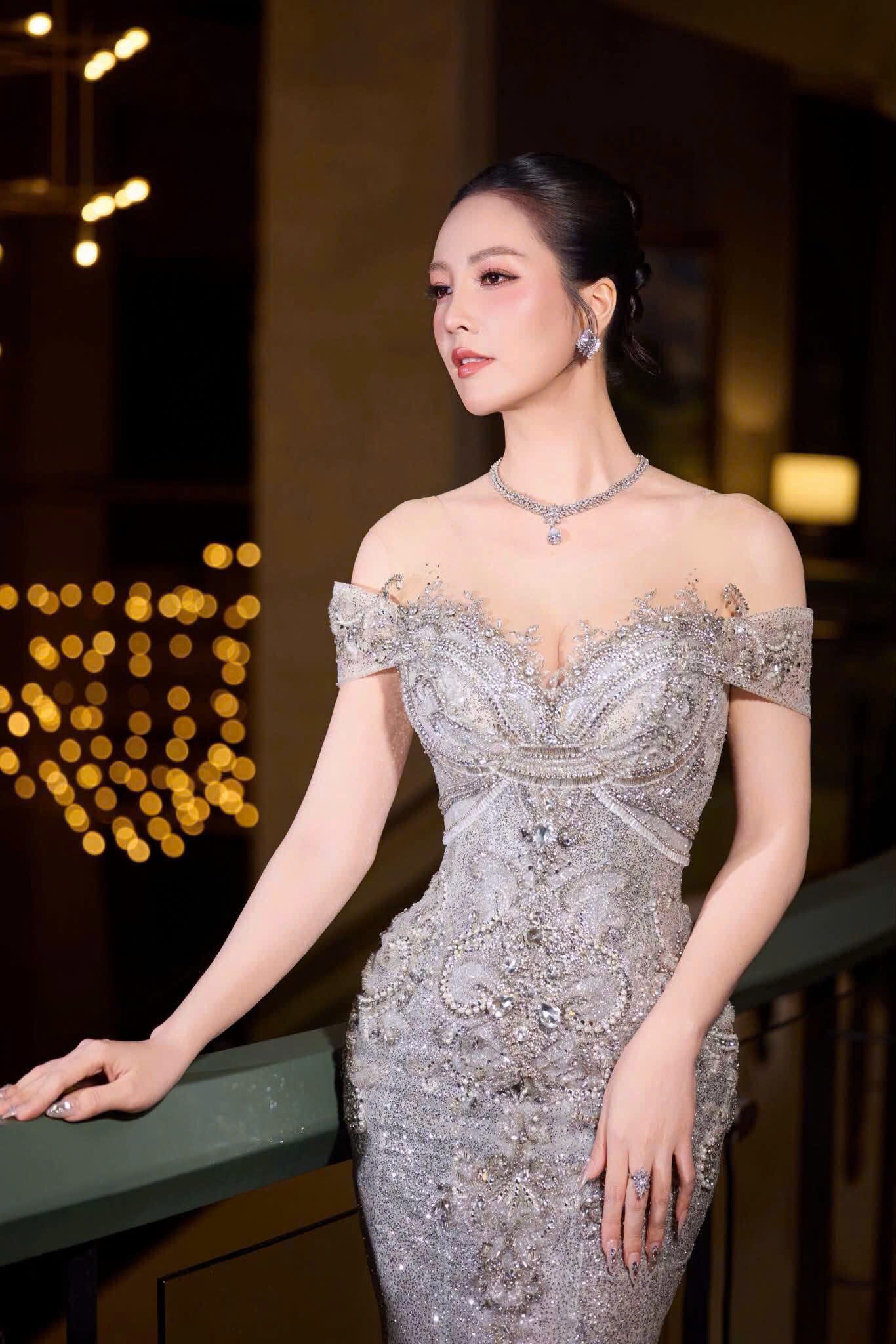 Nhan sắc không tuổi của Á hậu Thụy Vân.&nbsp;