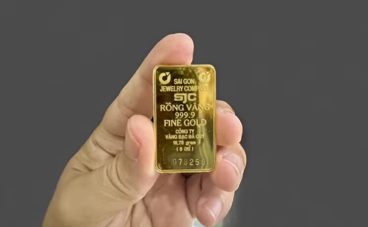 Vàng miếng SJC về mốc 142 triệu đồng/lượng. Ảnh: NY.