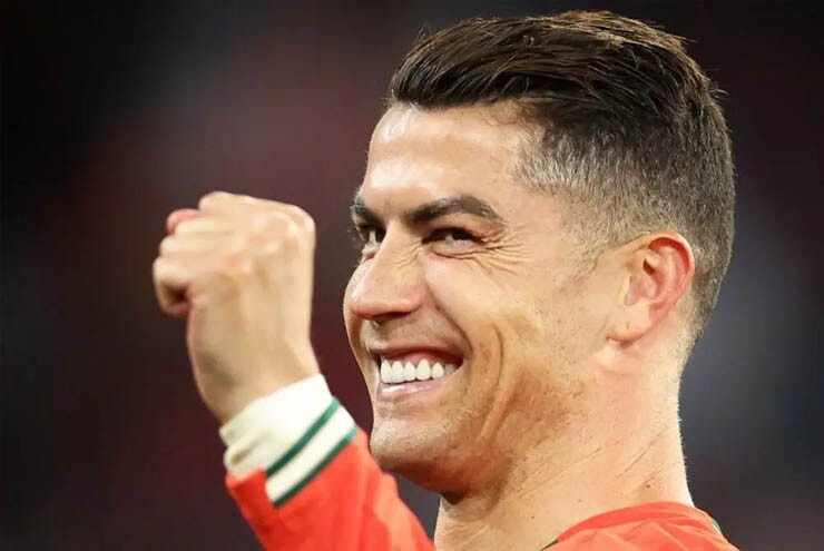 Ronaldo luôn tin bản thân là cầu thủ vĩ đại nhất lịch sử